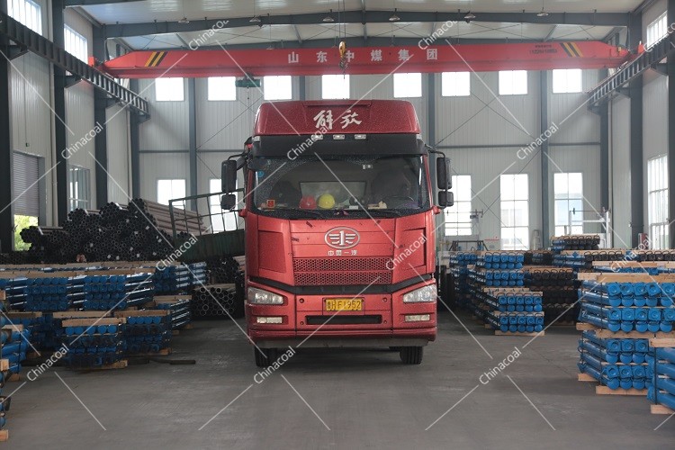 China Coal Group Sent A Batch Of Metal Roof Beams To Dalian Port