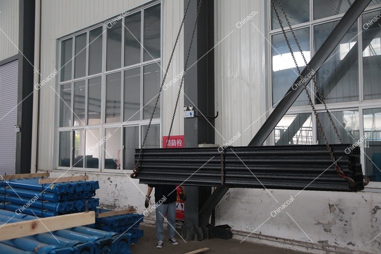 China Coal Group Sent A Batch Of Metal Roof Beams To Dalian Port